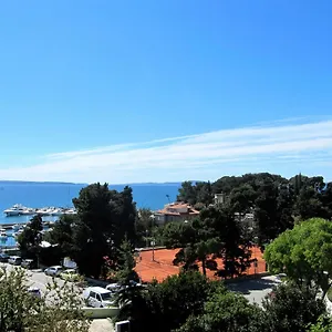 https://apartments-tudor-split.splithotels.org