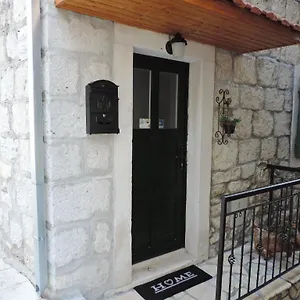Lana Apartment Split